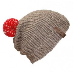 Beanie Handmade - Mützenfarbe Sand - Bommelfarbe Reflektor Rot